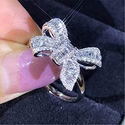 Platinum Ring with a Bow Knot Design